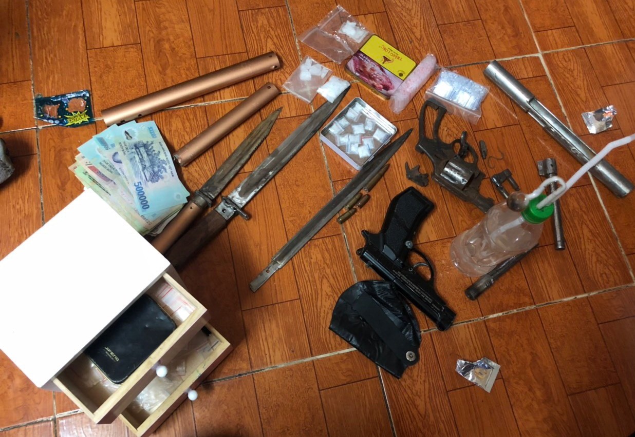 Cao điểm tấn công, trấn áp tội phạm: Kiểm tra, xử lý 165 trường hợp vi phạm trật tự an toàn giao thông